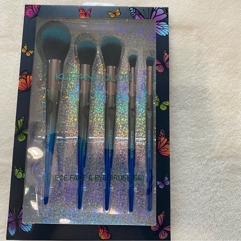 NWT Kleancolor Blue Makeup Brushes with Glitter Handles